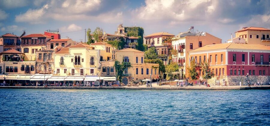 Crete: Rethimno, Chania, and Kournas Lake Day Trip - What the guide adds to the experience