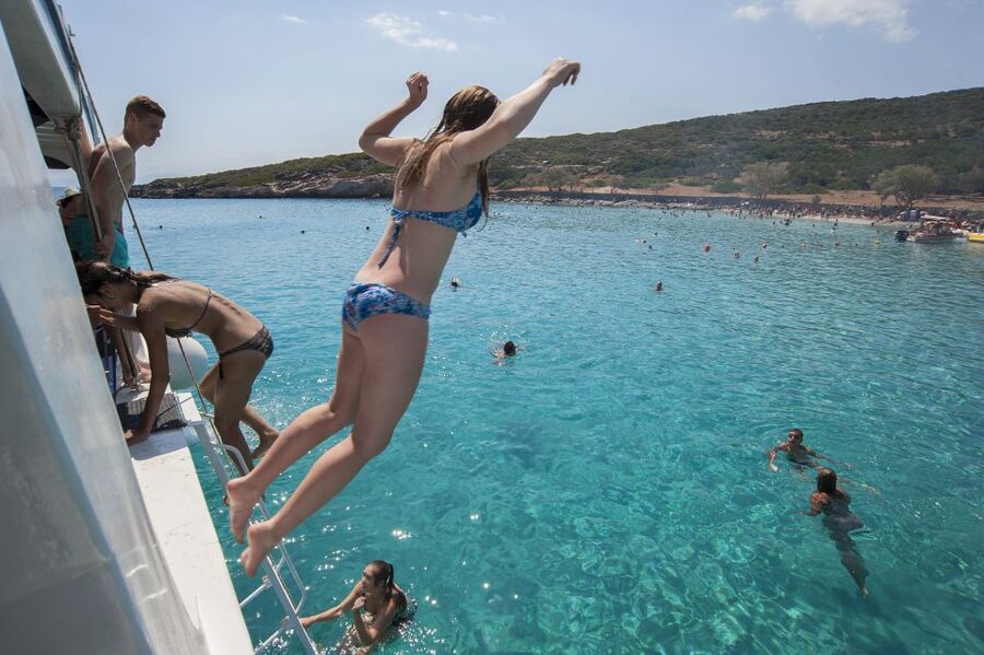Crete: Spinalonga, Elounda, & Agios Nikolaos Boat Tour & BBQ - Should You Book the Spinalonga and BBQ Boat Tour?