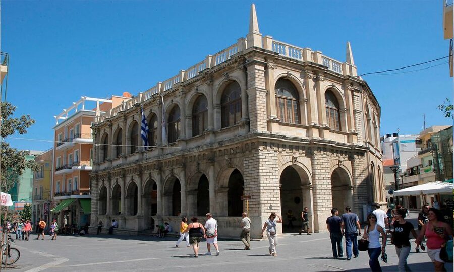 Day Trip To Heraklion City Center & Market & CretAquarium - Koules and the Venetian port