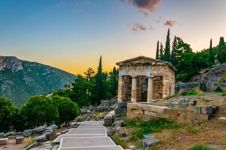 Delphi: Archaeological Site & Museum Ticket with Audio Tour - The audio guide: useful, but not foolproof