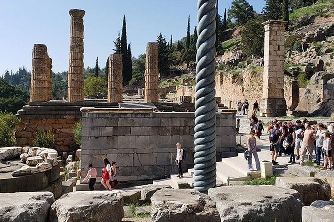 Delphi Full Day Private Trip From Athens With Lunch Overlooking the Sea - What the $287.58 price really buys