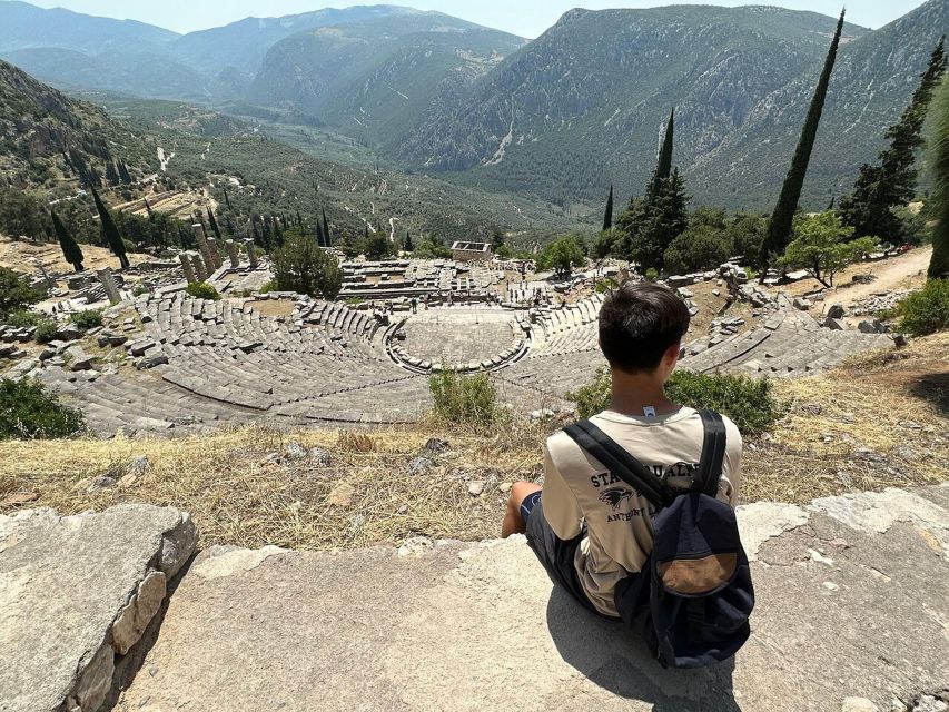 Delphi Small-Group Day Trip From Athens - Guides, drivers, and the small-group difference