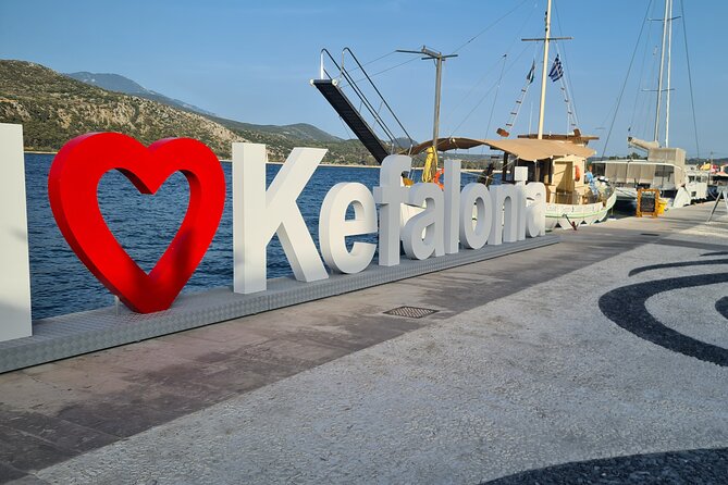 "Dreamy cruise"Daily Cruise from Argostoli harbour with a traditional Greek boat - Vardiani Island adds a quieter change of scene