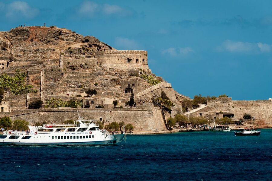 Elounda: Spinalonga Guided Boat Tour with BBQ and Swimming - A simple BBQ lunch served on board