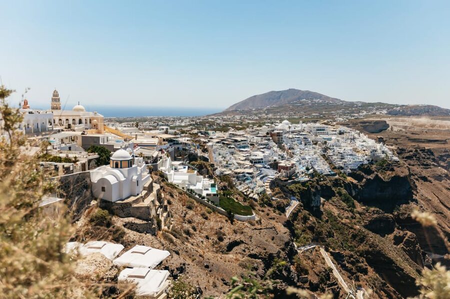 Fira: Guided Foodie Walking Tour with Tastings - Why food is the best way into Santorini