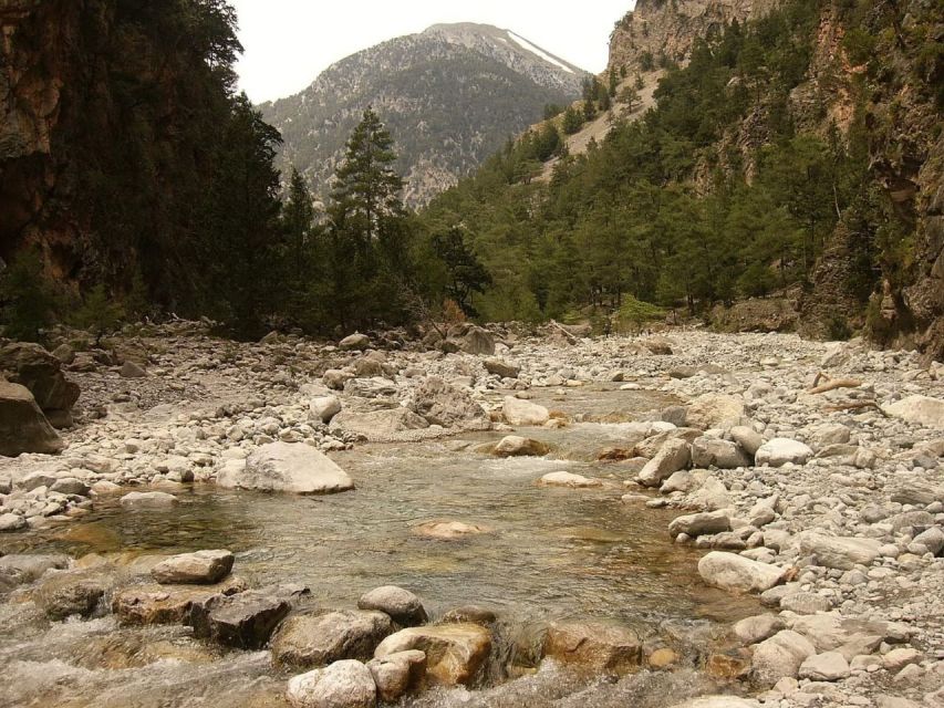 From Agia Galini/Matala: Samaria Gorge Hiking Tour - Why Samaria Gorge is worth the effort