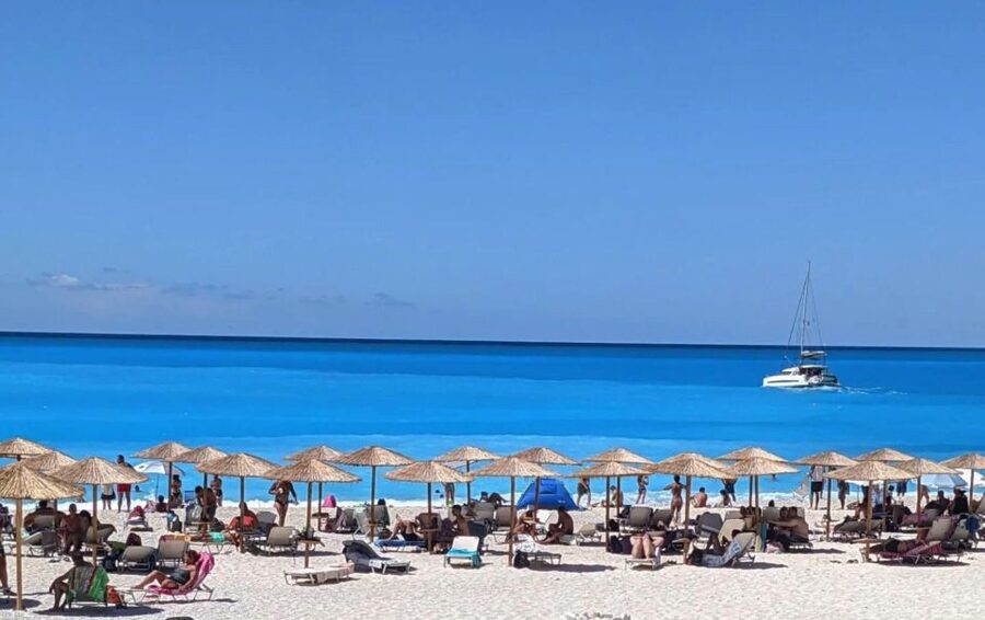 From Argostoli: Melissani Lake and Myrtos Beach Tour - Leaving Argostoli in an air-conditioned coach