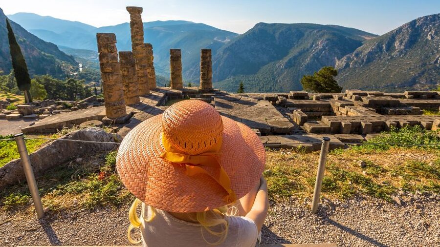 From Athens: 3 Days in Meteora & Delphi with Tours & Hotel - Day two: choose monasteries or a trail