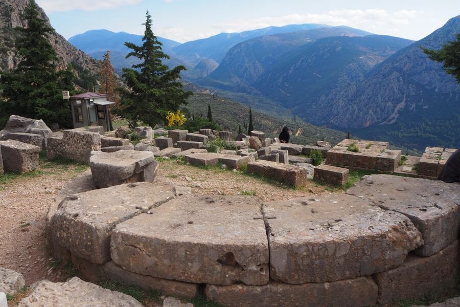 From Athens: Day Tour to Delphi - How the guides shape the experience