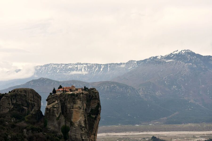 From Athens: Delphi and Meteora 2-Day Tour with Hotel - Meteora’s monasteries above the plain