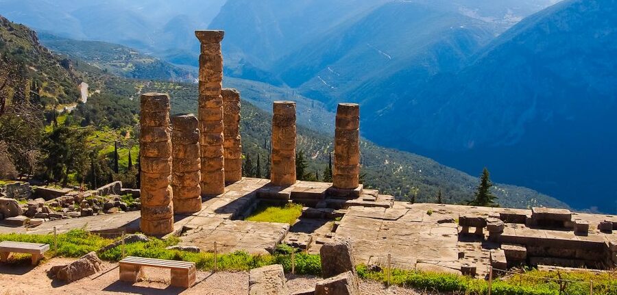 From Athens: Delphi Full Day V.R. Audio Guided Tour - The museum completes the picture