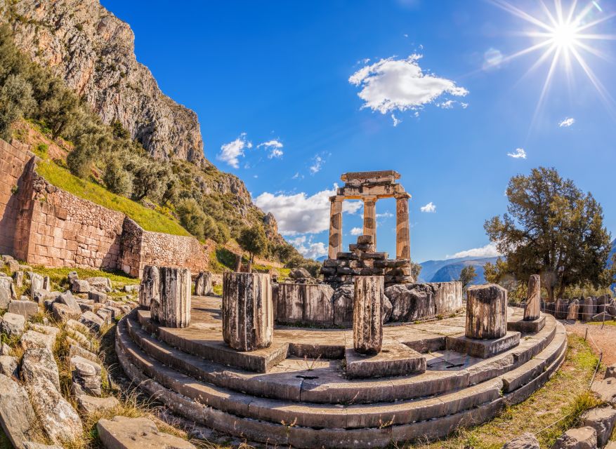 From Athens: Delphi Full Day V.R. Audio Guided Tour - Pickup in Athens and the long road north