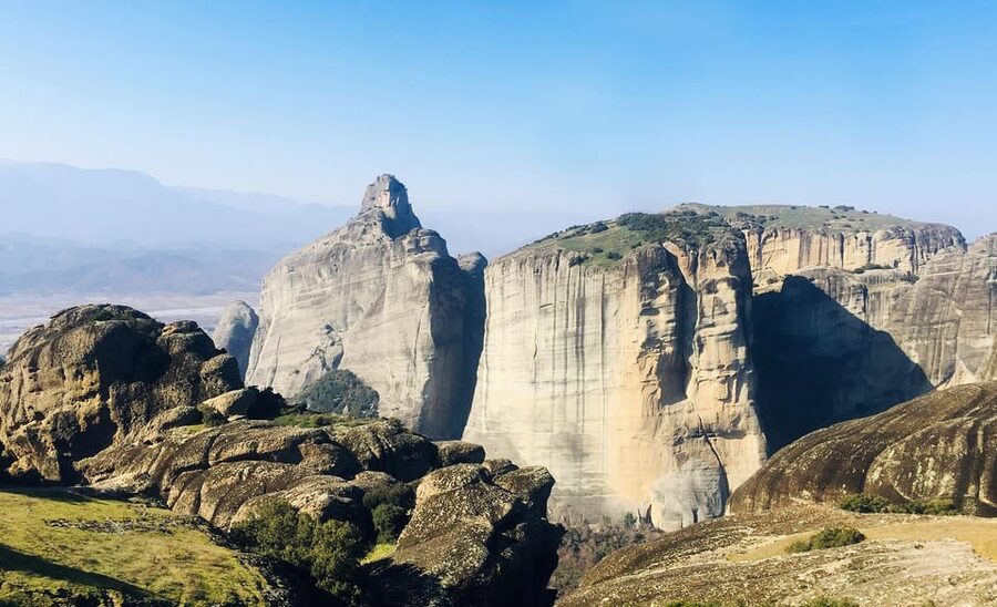 From Athens: Meteora Full-Day Trip with Guide on Luxury Bus - The bus ride through mainland Greece