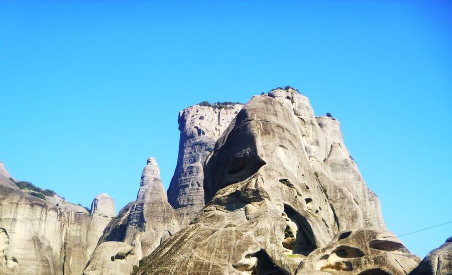 From Athens: Meteora Full-Day Trip with Guide on Luxury Bus - First views of Meteora and Kalampaka