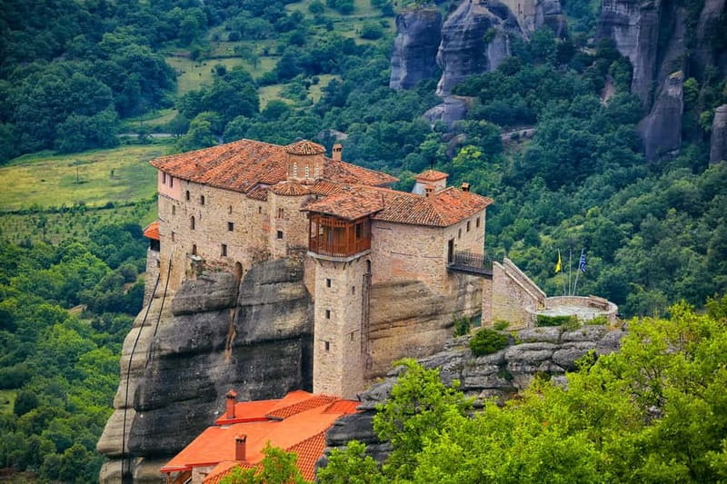 From Athens: Meteora Monasteries and Hermit Caves Tour - The four details that shape the day