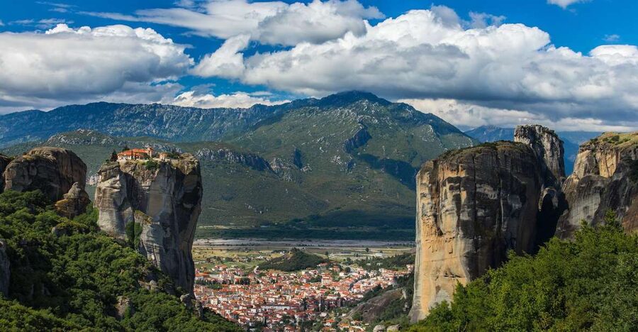From Athens: Meteora Train Trip with Overnight Stay - Kalambaka gives the trip breathing room