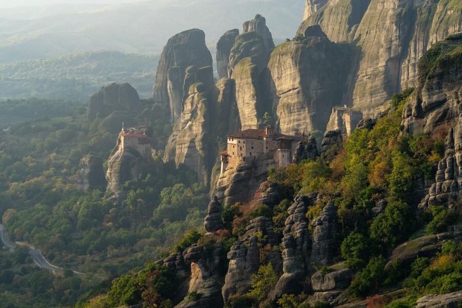 From Athens: Meteora Train Trip with Overnight Stay - The early departure from Athens