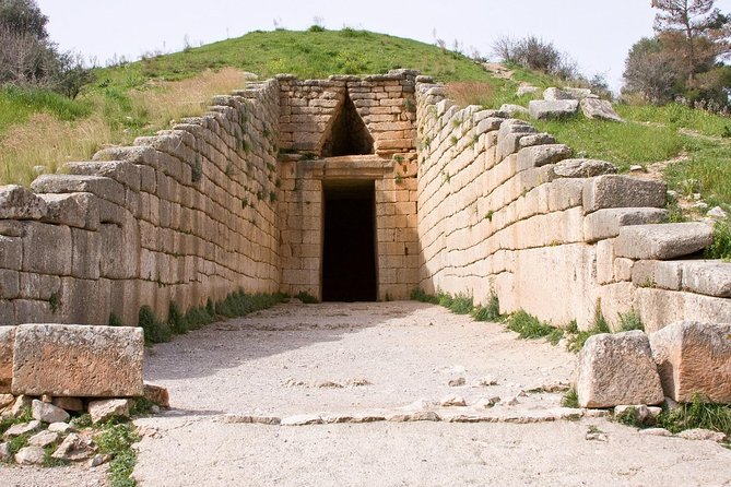 From Athens: Mycenae, Epidaurus & Nafplion Full-Day Tour - Guide quality and the large-coach experience