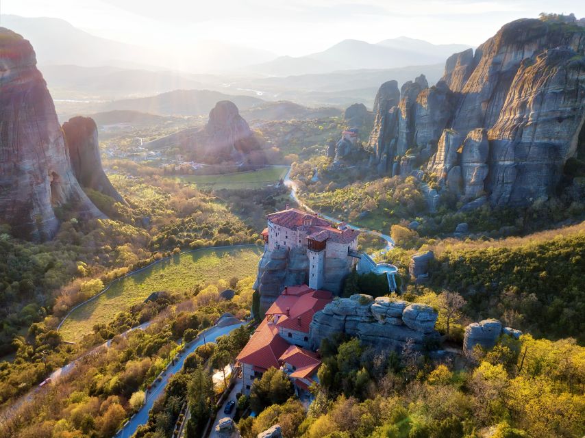 From Athens or Piraeus: Meteora Full-Day Private Trip - What $777 means for a private group of four