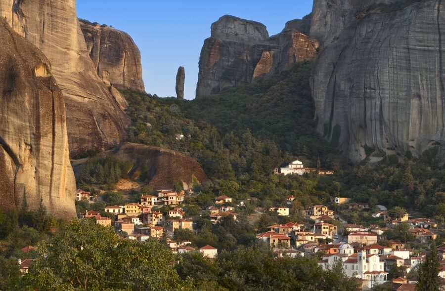 From Athens: Private Day Tour to Meteora and Thermopylae - Theopetra Museum and a very old human story