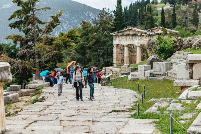 From Athens: Small-Group Delphi, Museum & Arachova Day Trip - Key points before you book
