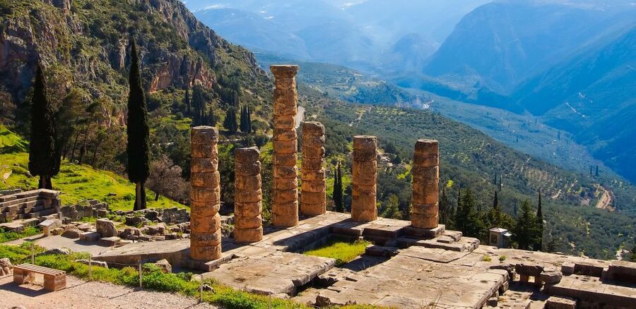 From Athens: Temple of Apollo and Oracle Delphi Day Trip - Lunch and the rhythm of a ten-hour day