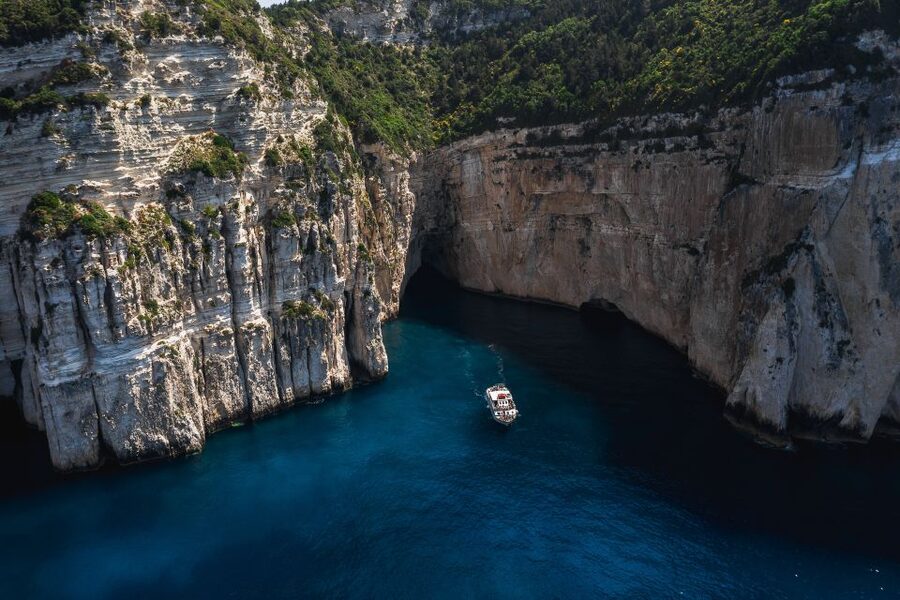 From Benitses/Lefkimmi: Paxos, Antipaxos & Caves Day Cruise - Gaios, the best chance to get ashore