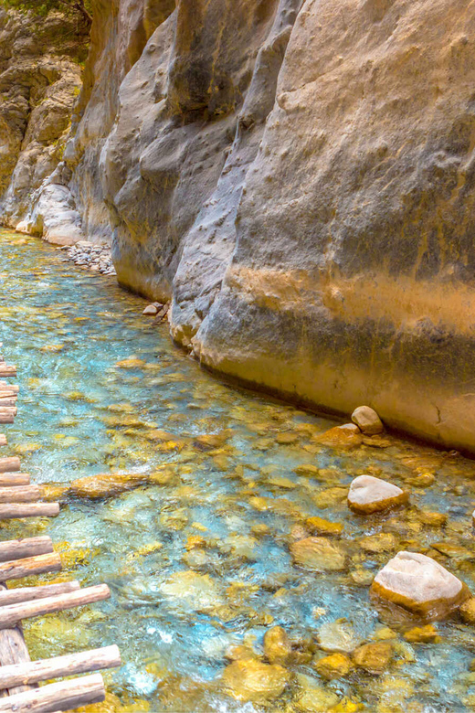 From Chania/Rethymno: Samaria Gorge Easy Way - Agia Roumeli is more than a hiking endpoint