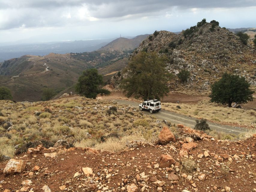 From Chania: White Mountains Land Rover Safari - The climb to 1,350 meters