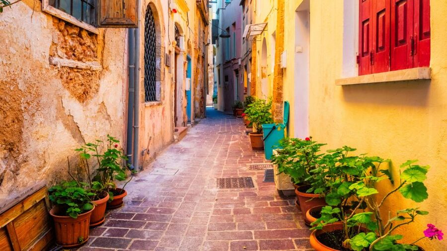 From Heraklion: Chania Town, Kournas Lake, and Rethymno Tour - Who will enjoy this tour most