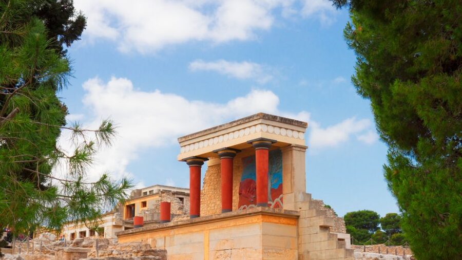 From Heraklion: Historical Center City Tour & Knossos Palace - The real value of the $47 price