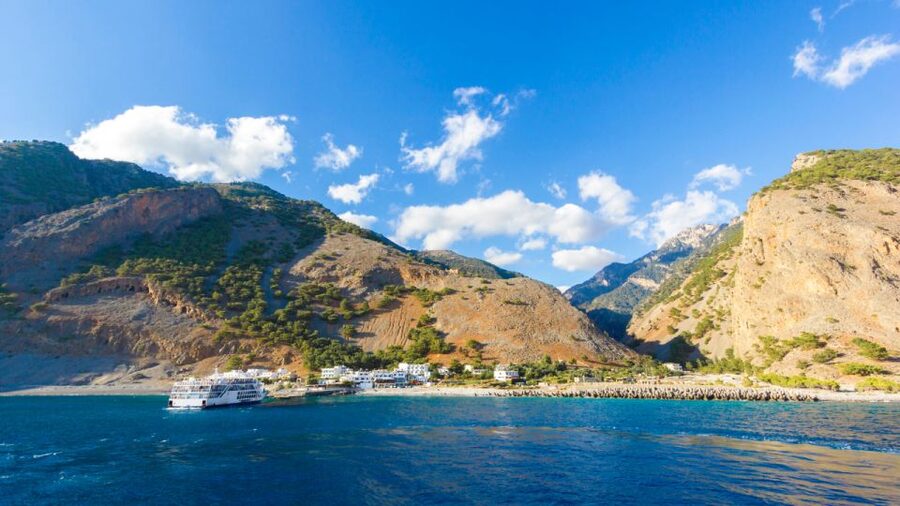 From Heraklion: Samaria Gorge & Agia Roumeli Hiking Day Trip - Why the Samaria Gorge deserves a full day