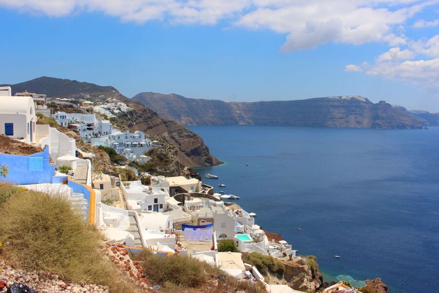 From Heraklion: Santorini Full-Day Tour by Boat - Volcanic geology and Cycladic design