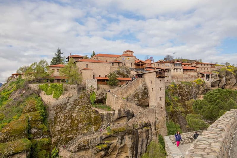 From Kalabaka/Kastraki: Meteora Monasteries Morning Tour - Seeing all six main monasteries without chasing them