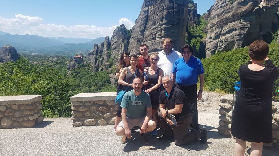 From Kalambaka or Kastraki: Midday Meteora Tour - Dress for the monasteries, not just the Greek sunshine