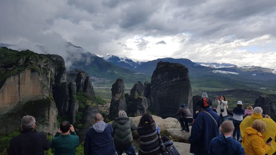 From Kalambaka or Kastraki: Midday Meteora Tour - Pickup in Kalambaka or Kastraki, with train access