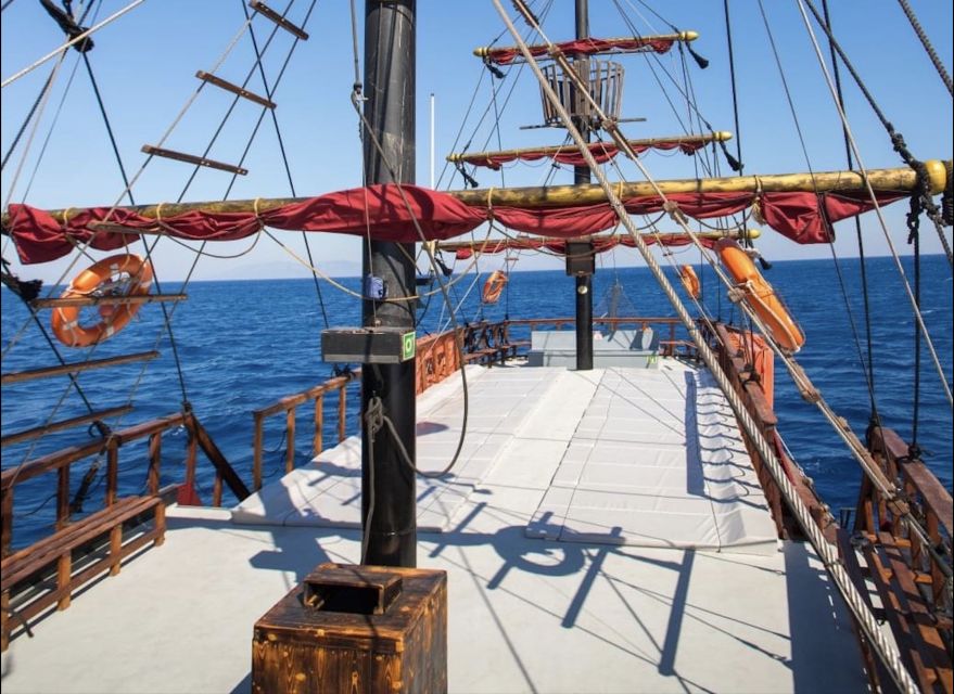 From Kardamena: Nisyros, St.Antonios & Yali Islands Cruise - The optional Nisyros volcano visit