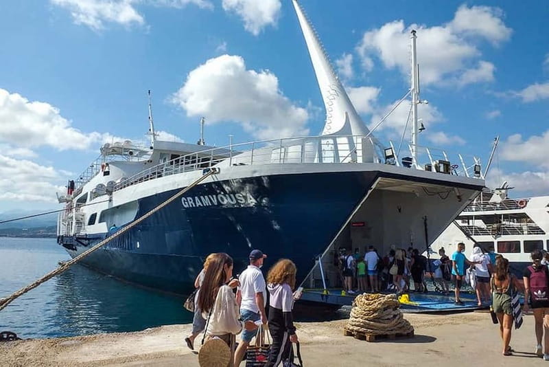 From Kissamos Port: Boat Cruise to Balos Lagoon & Gramvousa - Crowds, timing, and the large-boat tradeoff
