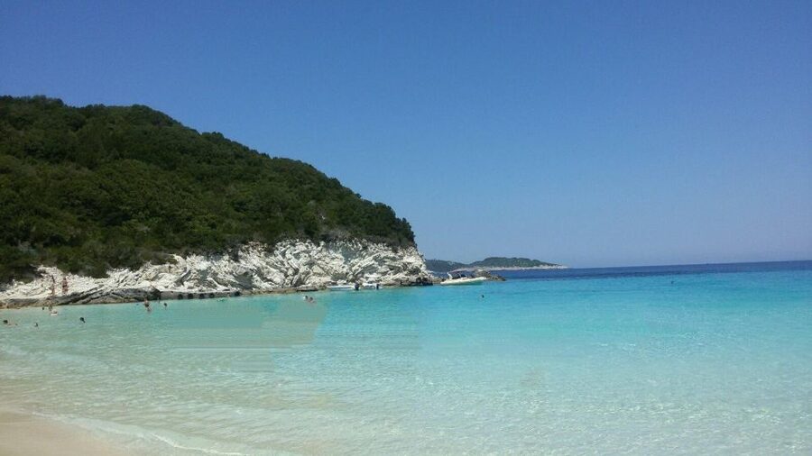 From Lefkimmi: Paxos, Antipaxos & Blue Caves Boat Tour - Two hours in Gaios, Paxos