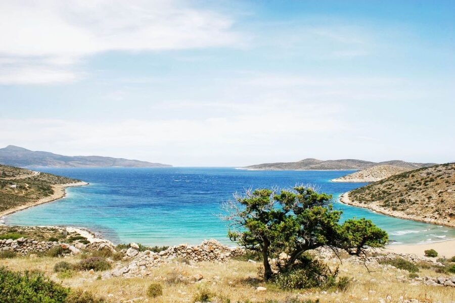 From Naxos: Schinoussa and Iraklia Sailing Cruise with BBQ - Fidou Beach and the Two-Hour BBQ