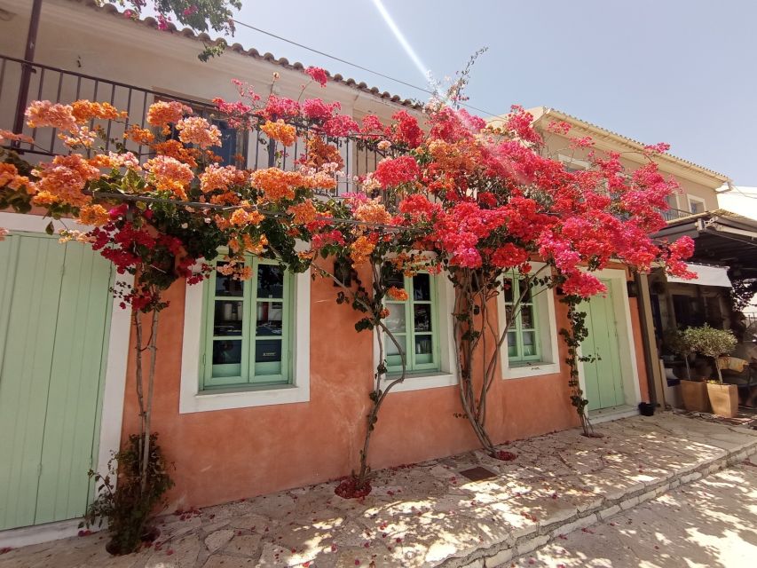 From Nydri: Boat to Kefalonia and Ithaki with Swim Stops - What this Nidri to Kefalonia cruise is really offering