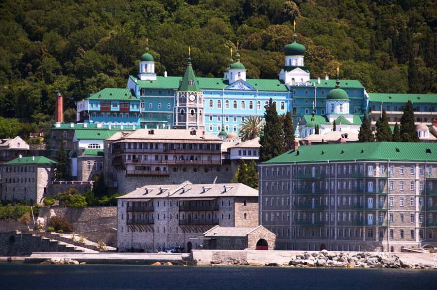 From Ouranoupolis: Cruise to Mount Athos Monasteries - Boat comfort, crowds, and choosing your seat