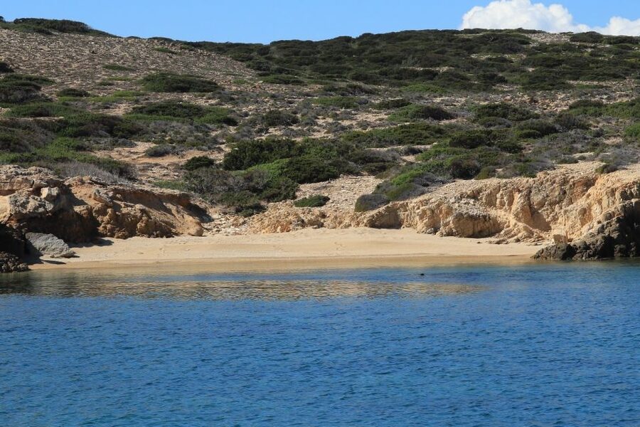 From Paros: Antiparos and Despotiko Full-Day Swim Cruise - What this Paros boat day is really about