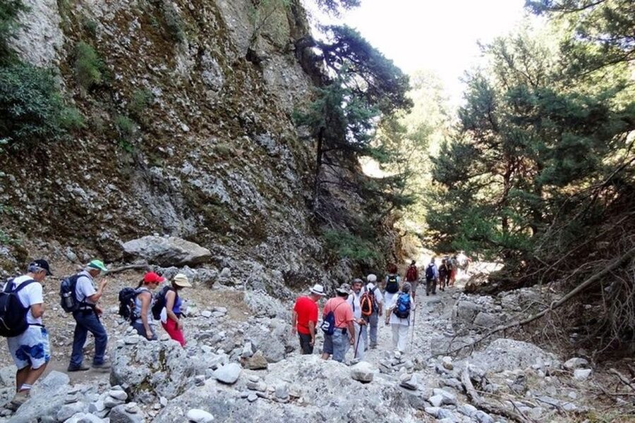 From Rethymno: Imbros Gorge & Libyan Guided Sea Tour - Reaching Komitades after the descent
