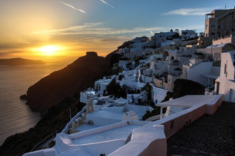 From Rethymno Port: Day Tour to Santorini - Why Santorini works as a day trip from Rethymno
