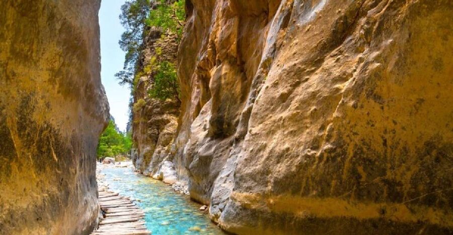 From Rethymno: Samariá Gorge Full-Day Hike - Why Samaria Gorge is worth the long day