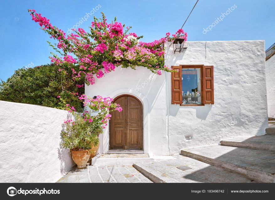From Rhodes: Lindos Round-Trip Bus Transfer with Free Time - Visiting the Acropolis of Lindos