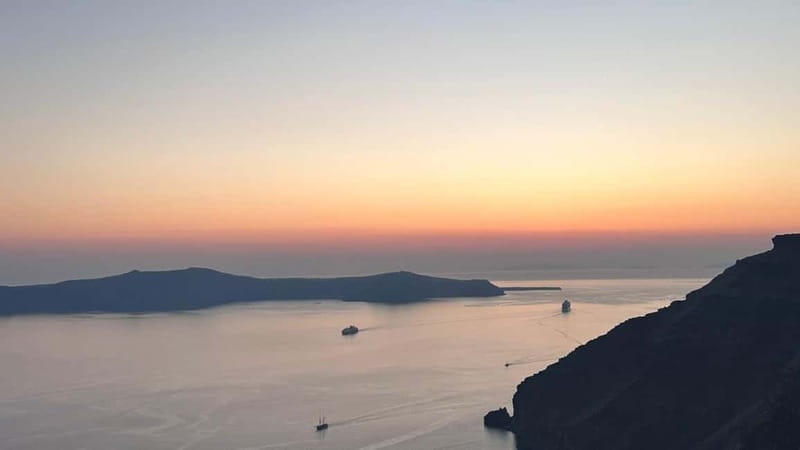 From Santorini: Volcano Cruise With Oia Sunset - Why this Santorini day works so well