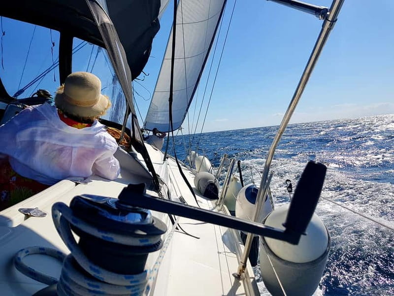 From Skiathos Marina: Yacht Sailing Day Trip with Lunch - Kastani and Hovolo along southern Skopelos