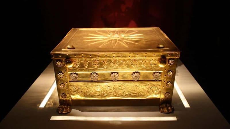 From Thessaloniki: Aigai Royal Tombs & Pella Museum Day Trip - Key points to know before booking